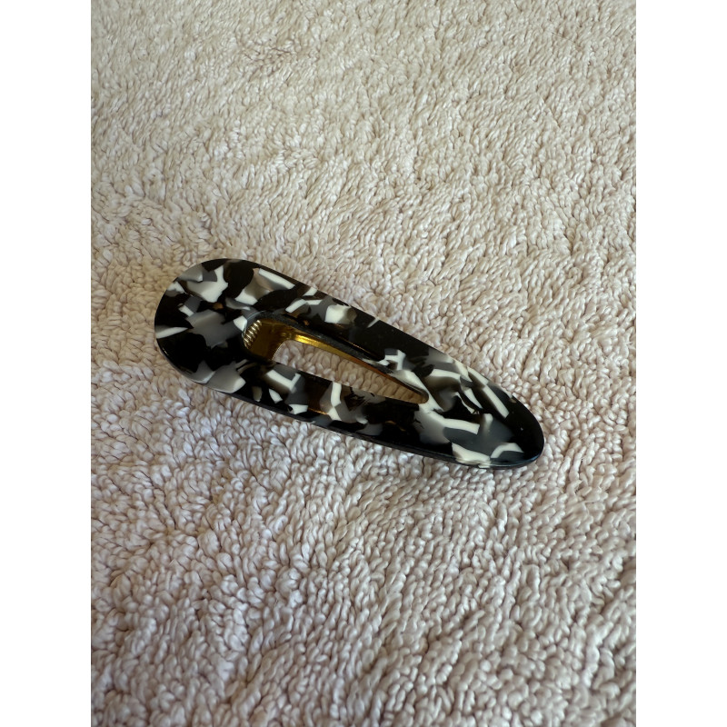 Barrette