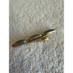 Barrette