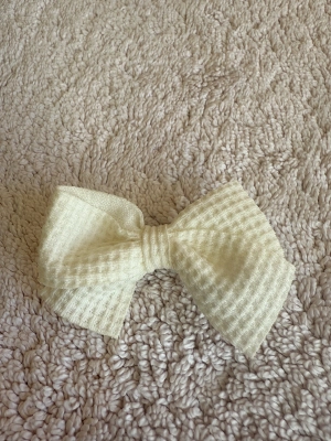 Petit noeud en gaze de coton