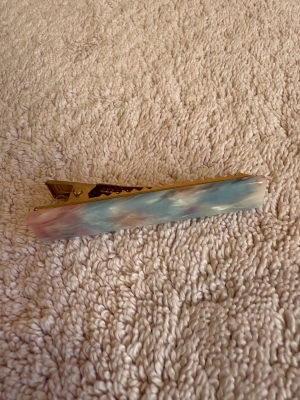 Barrette