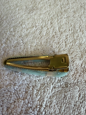 Barrette