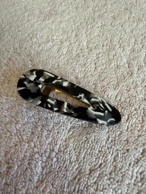 Barrette