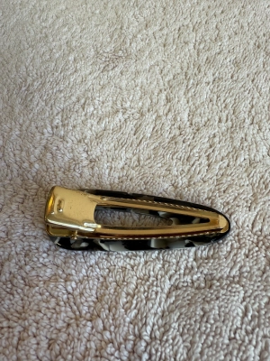 Barrette