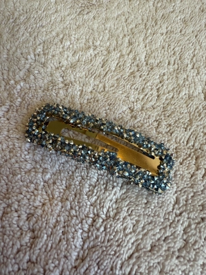 Barrette