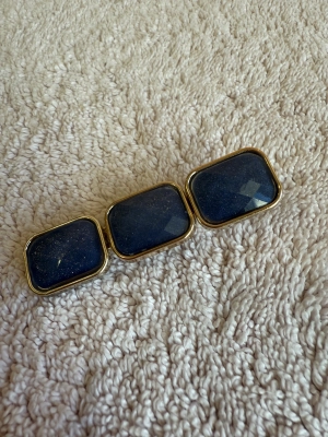 Barrette