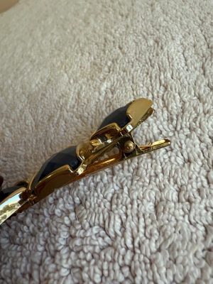 Barrette