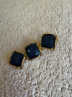 Barrette