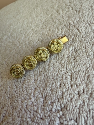 Barrette
