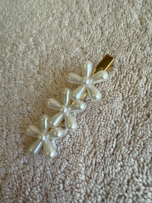 Barrette